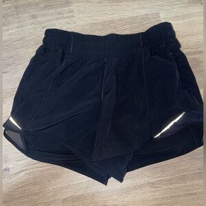Lululemon Hotty Hot Size 4